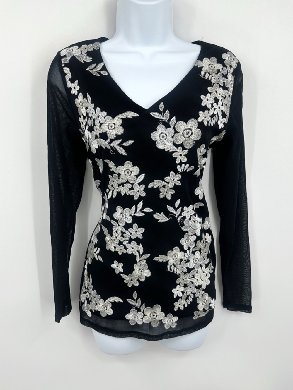 Vintage Y2K Black Floral Sheer Long Sleeve Shirt Size Medium Whimsical Goth